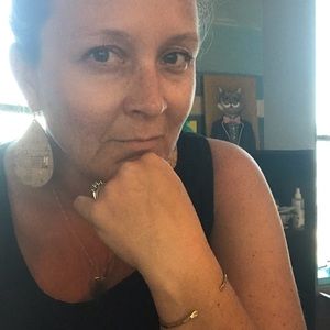 Meet your Posher, Addie